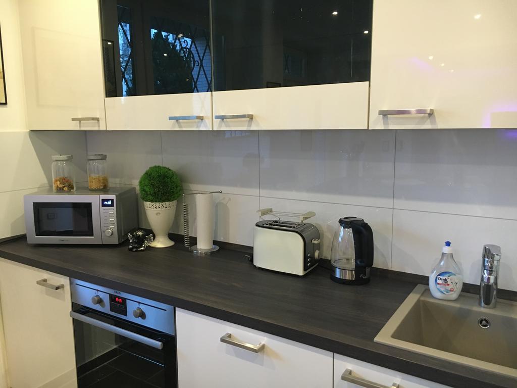 Messe Ferienwohnung Duesseldorf Oberkassel Buitenkant foto